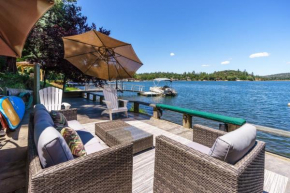 LAKE FRONT! Enjoy an Evening Sunset or Your Morning Coffee on Your Private Dock! Kayaks and Paddle Boards Included! home